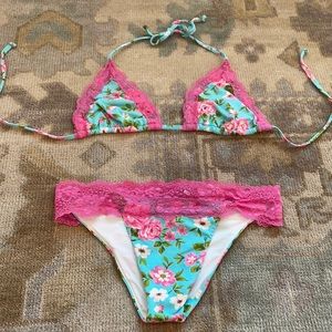 Beach bunny bikini